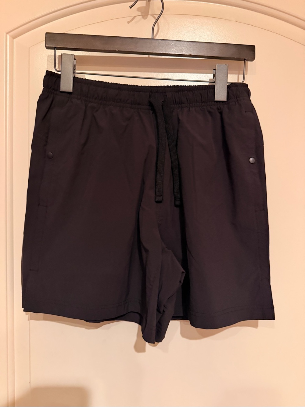 Women’s Black Elastic Waist Drawstring Shorts Nylon & Spandex REI CO-OP S EUC
